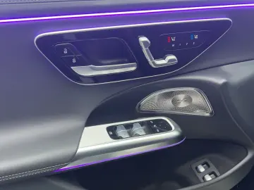 E 400 e 4M AMG Distro PANO Airma HAL Bur4D HYPER