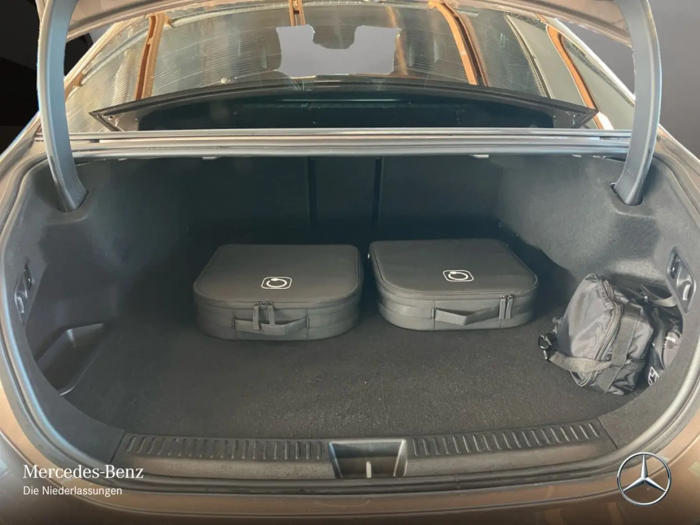 E 400 e 4M AMG Prem NIGHT SUPER HA-Lenk 20  Burm