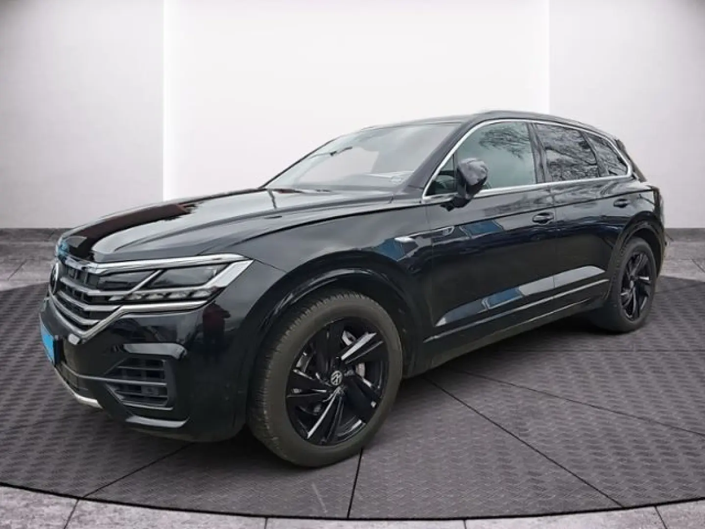 Touareg 3.0 V6 TSI Aut. 4M R-Line PANO LM22 NACH