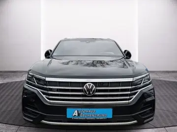 Touareg 3.0 V6 TSI Aut. 4M R-Line PANO LM22 NACH