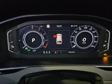 Touareg 3.0 V6 TSI Aut. 4M R-Line PANO LM22 NACH