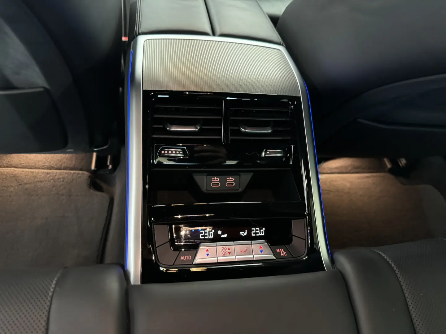 BMW 850M - 2022 Facelift