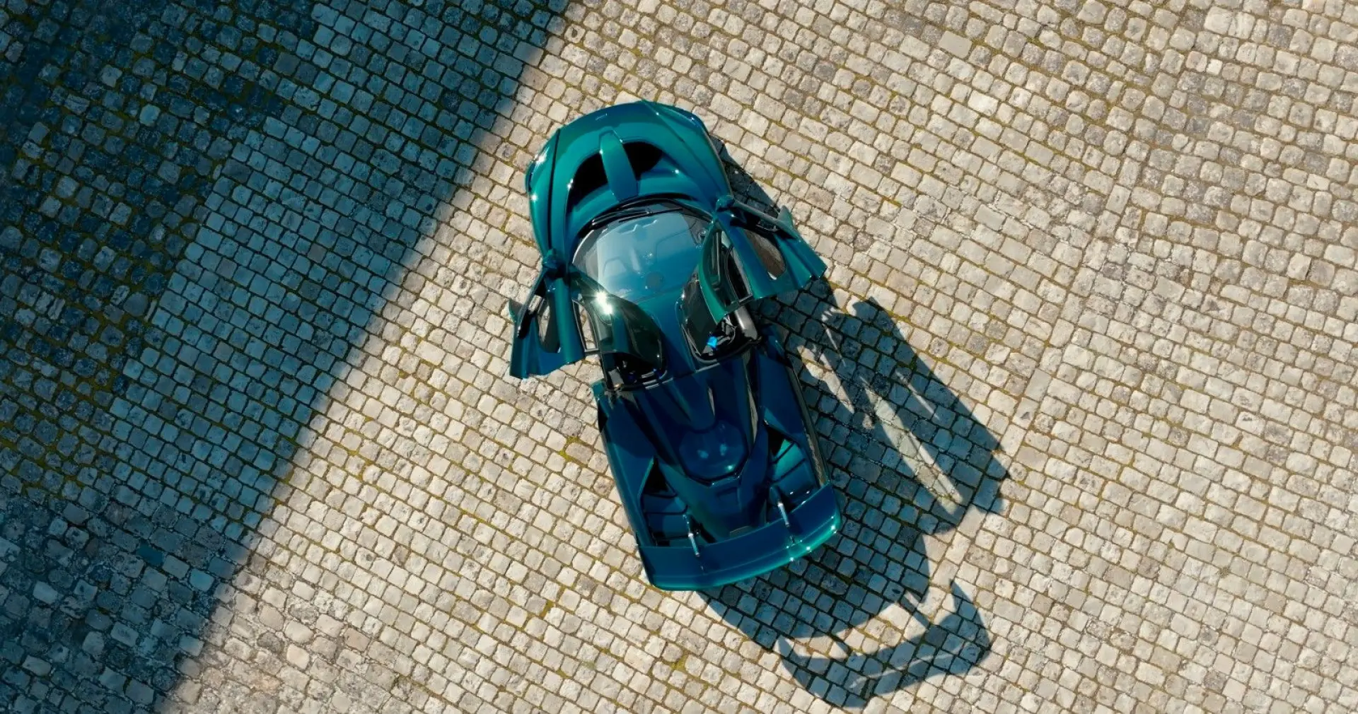 Senna - Green Carbon body Exposed - 1 of 1 - MSO