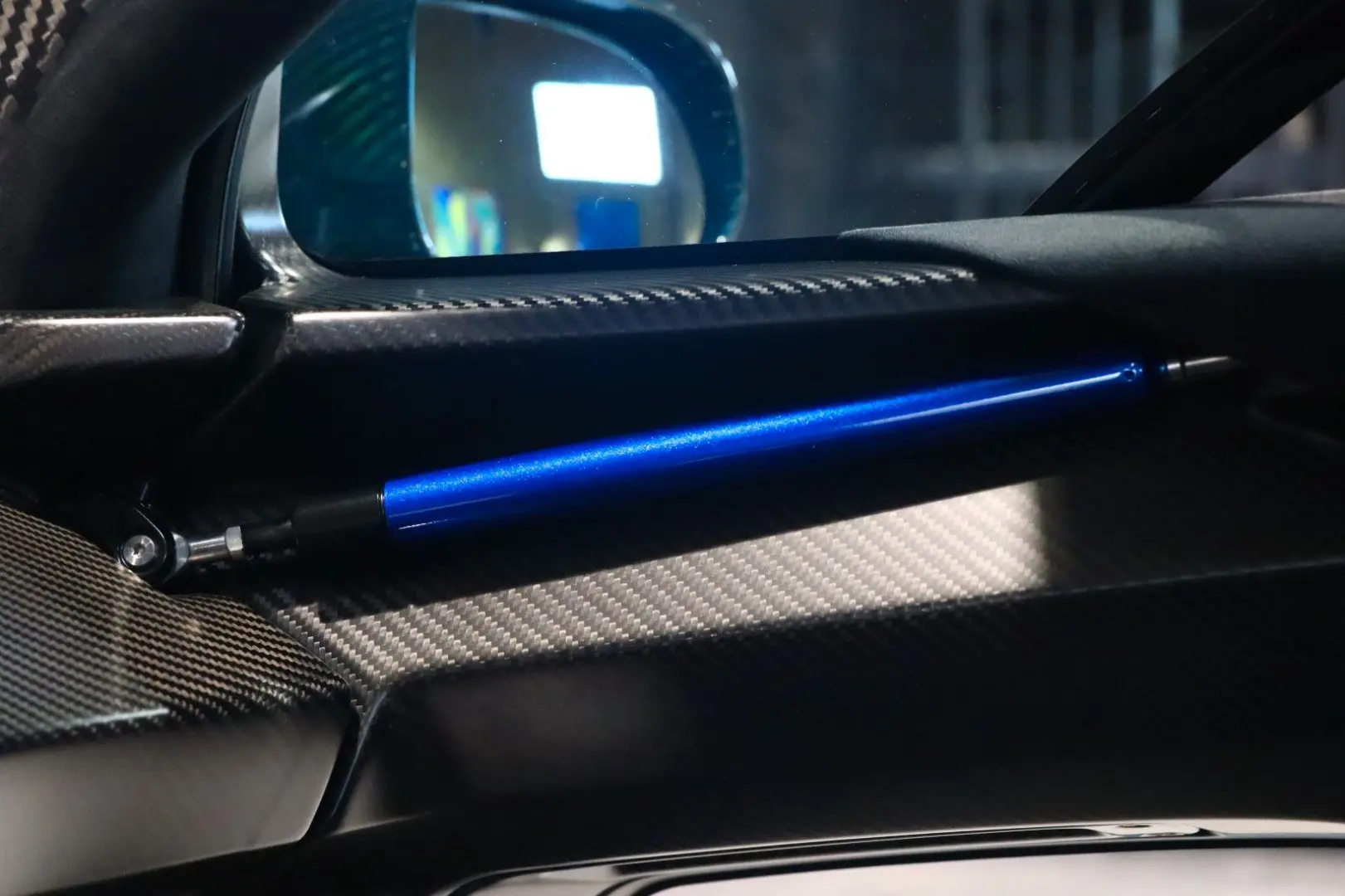 Senna - Green Carbon body Exposed - 1 of 1 - MSO