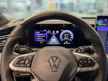 Tiguan 2.0 TSI R-Line 4Motion BlackStyle Pano AH