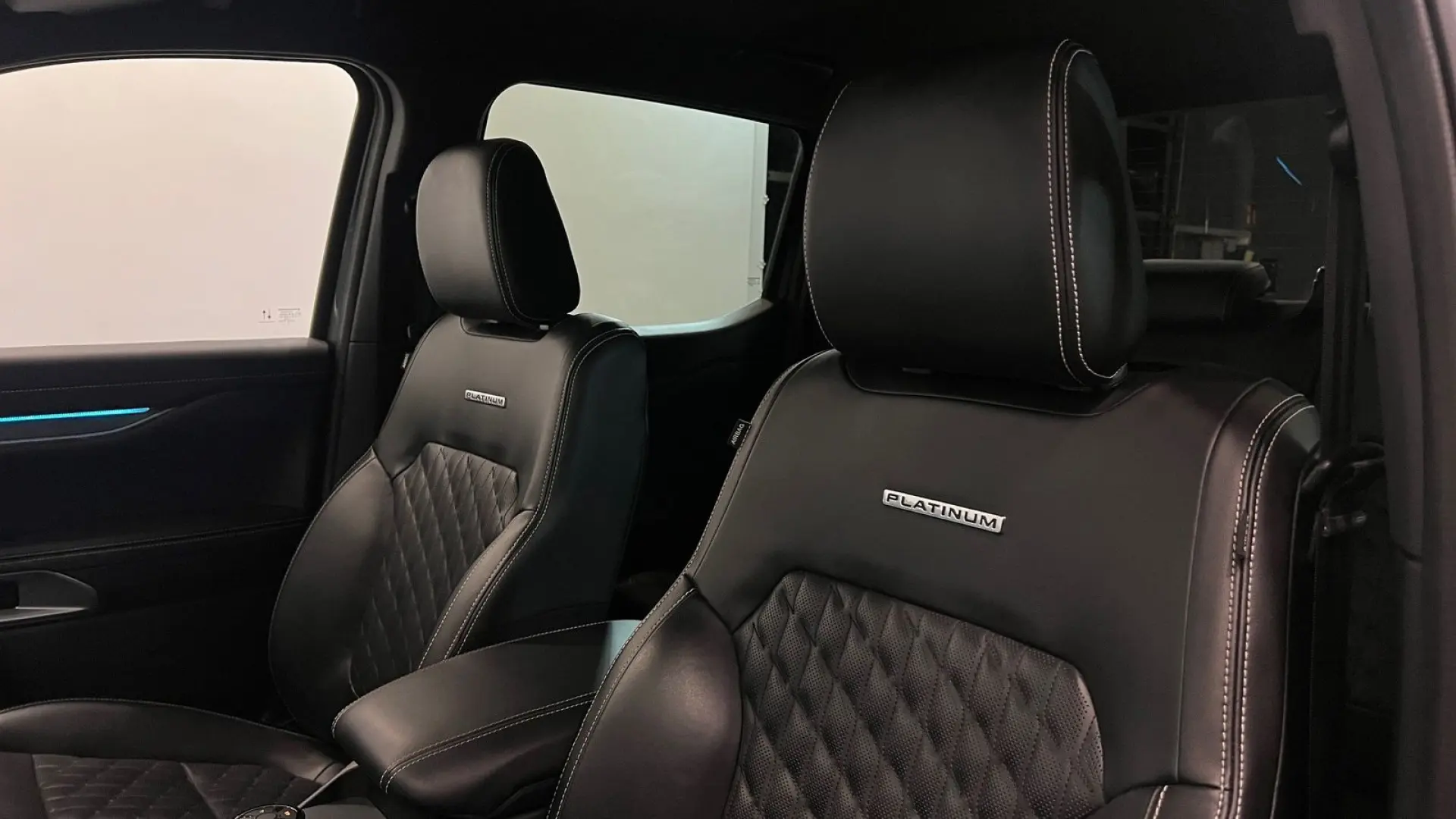 Ranger Platinum 3.0l DOKA Garantie 11.2026