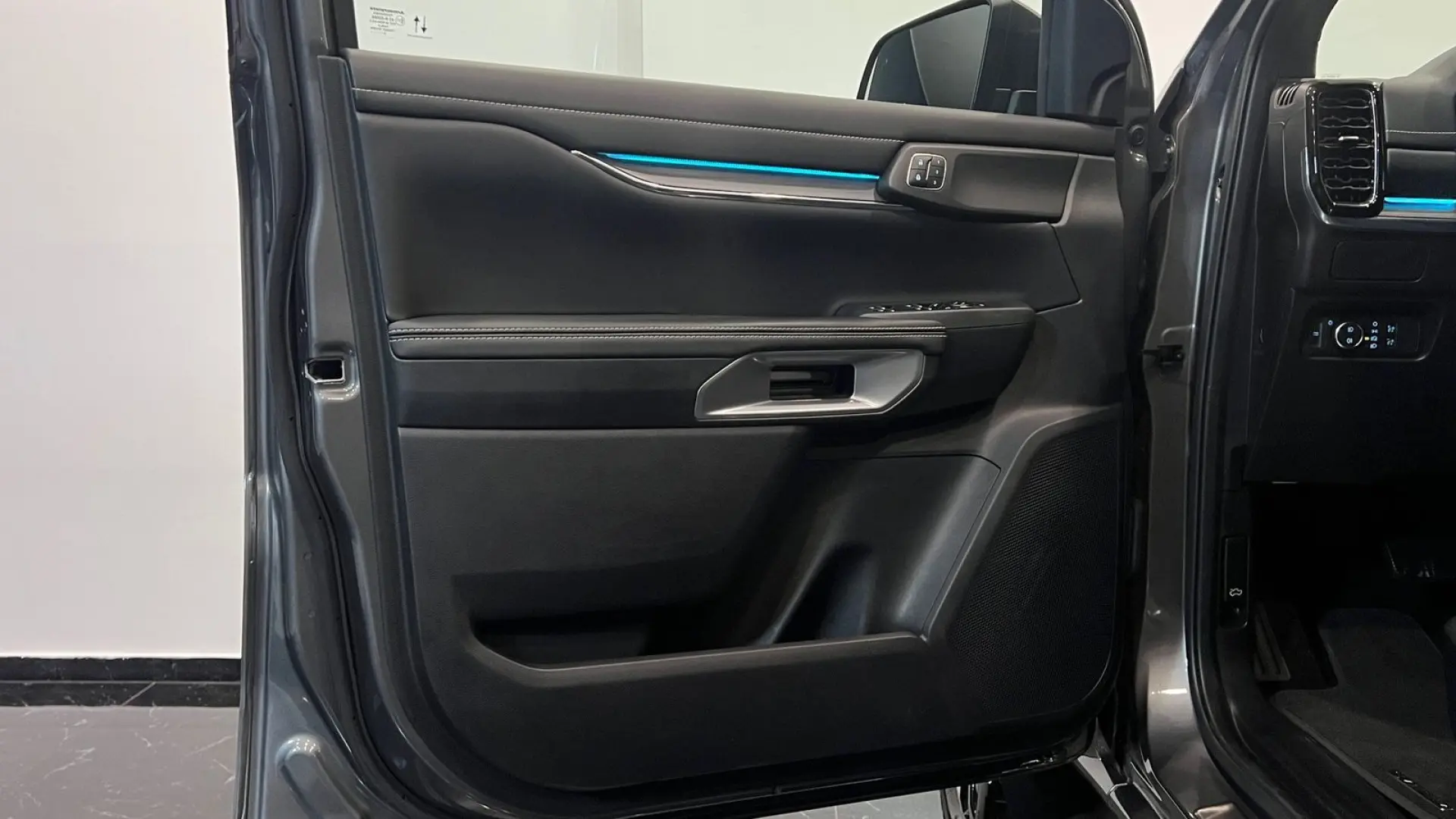 Ranger Platinum 3.0l DOKA Garantie 11.2026