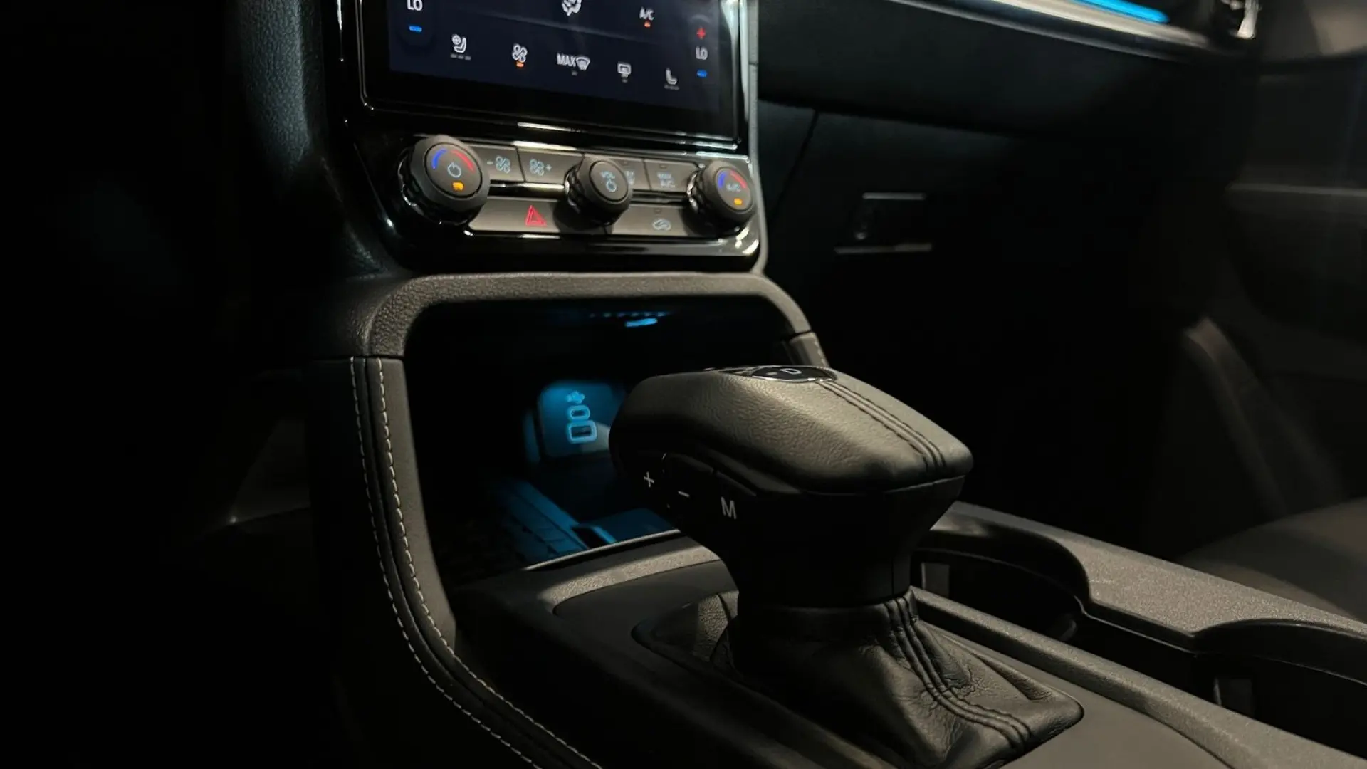 Ranger Platinum 3.0l DOKA Garantie 11.2026