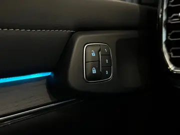 Ranger Platinum 3.0l DOKA Garantie 11.2026