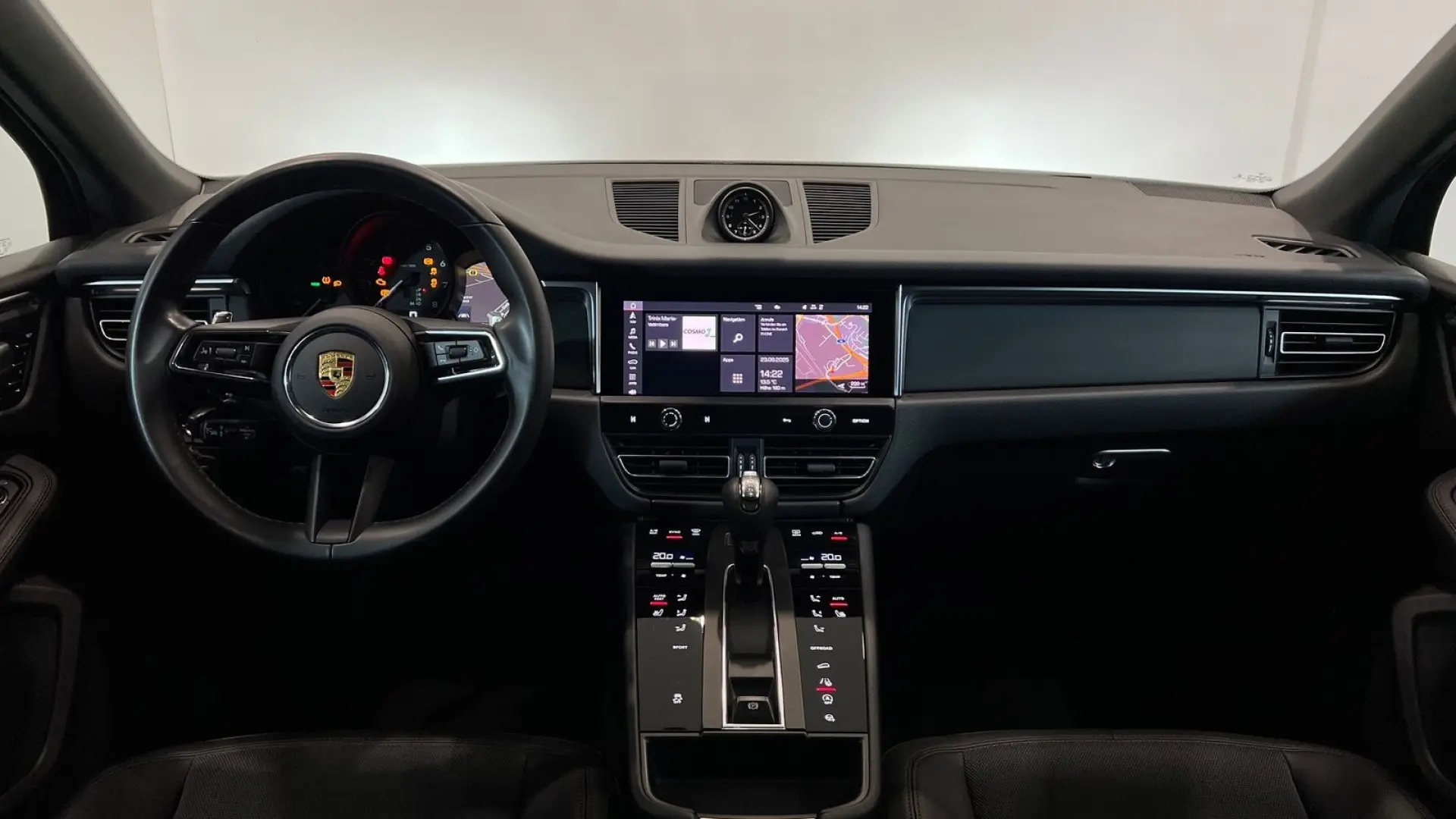 Macan III PANO AHK PDLS  Totwinkel ACC Kamera