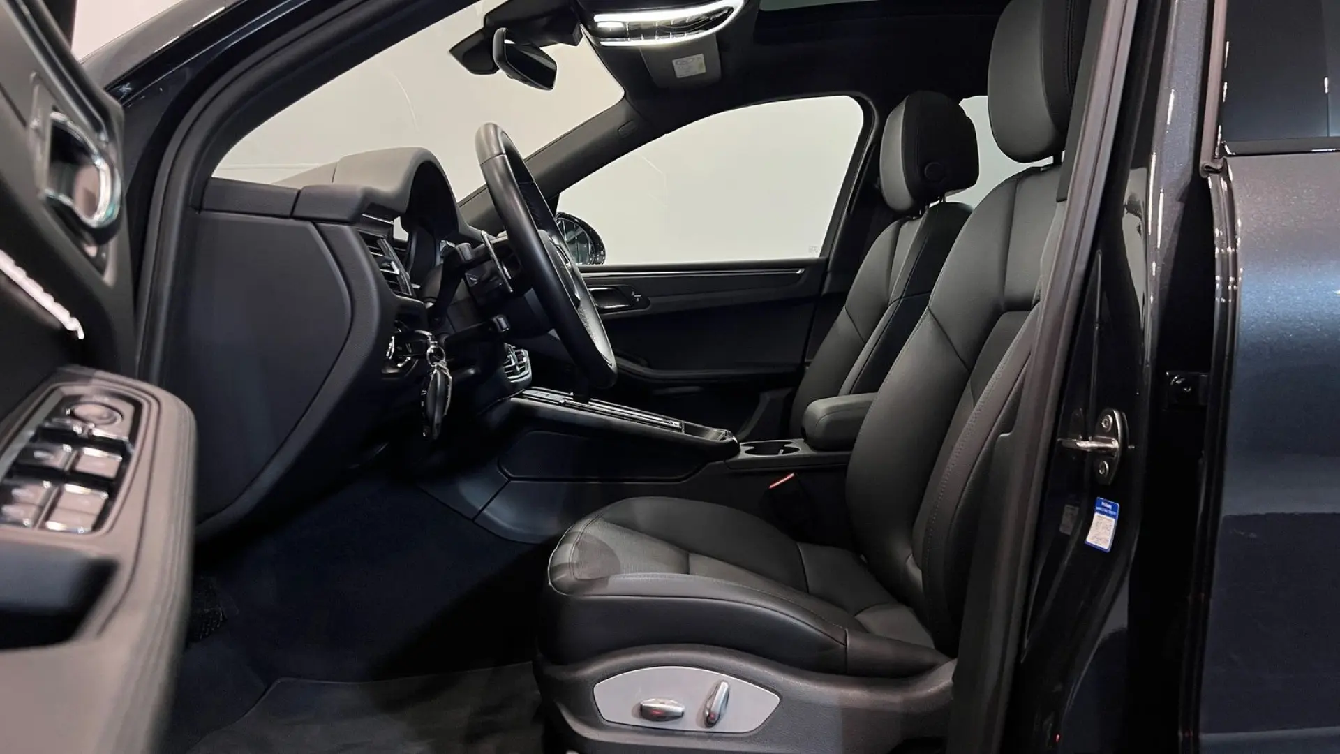 Macan III PANO AHK PDLS  Totwinkel ACC Kamera