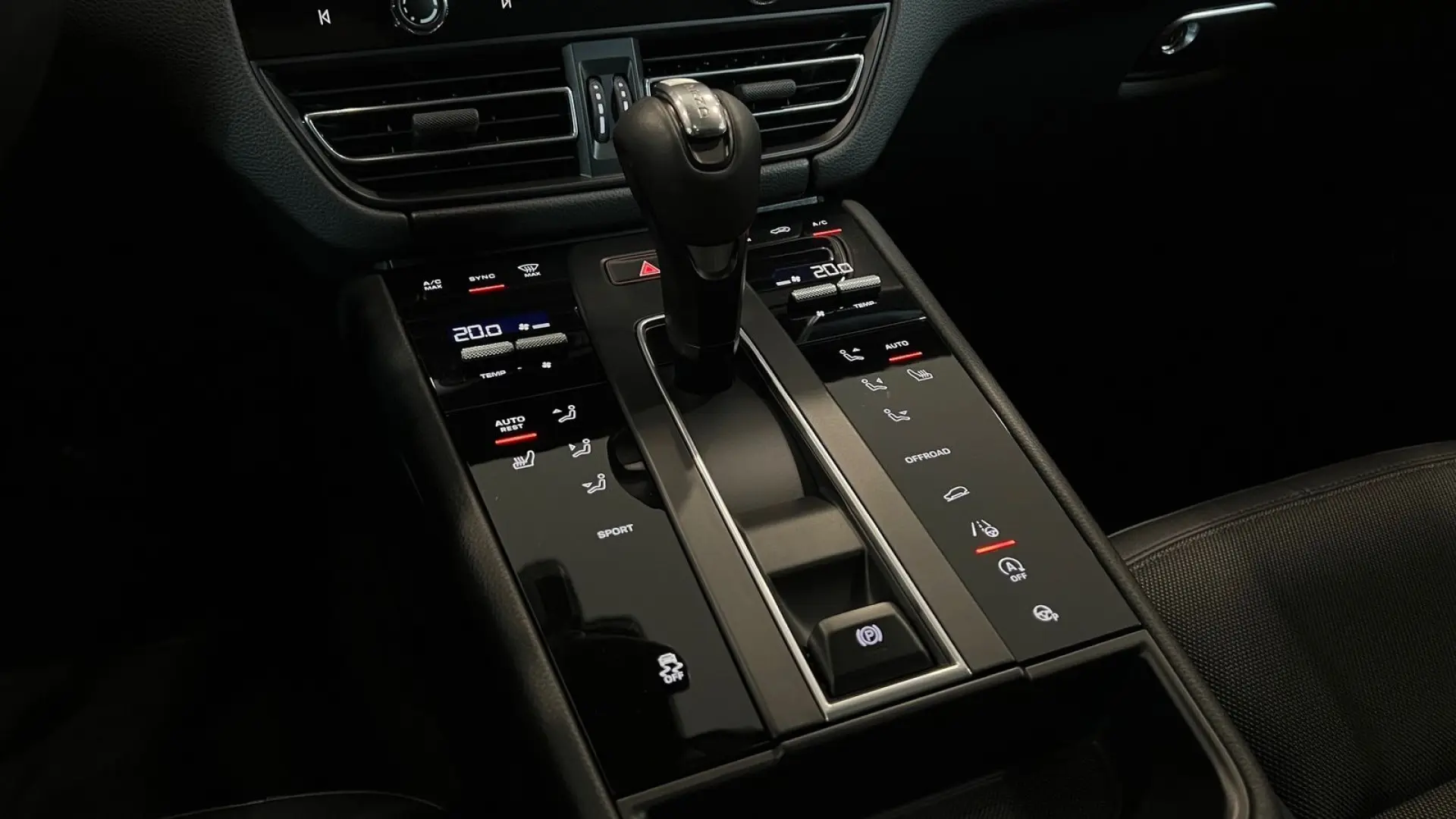 Macan III PANO AHK PDLS  Totwinkel ACC Kamera