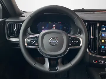 V60 Kombi T8 Twin Engine AWD Pano HUD 360  4xSHZ