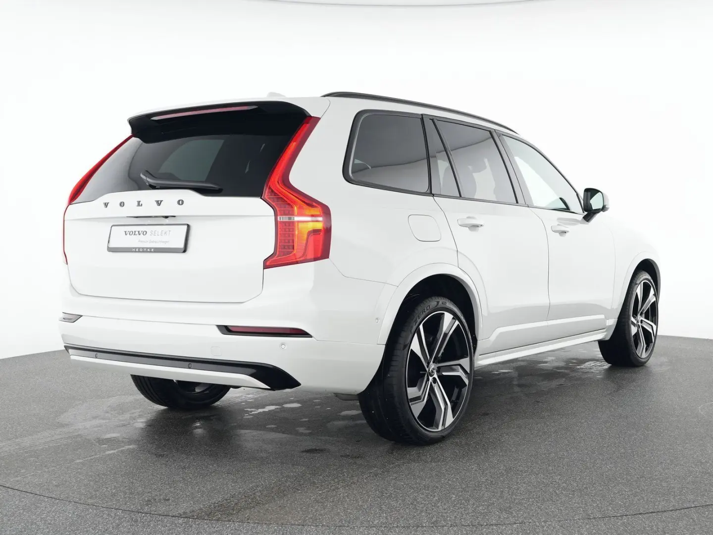 XC90 T8 AWD Ultra Dark 22  LUFTFAHRWERK 360 -CAM
