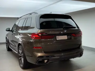 X7 xDrive40i M-Sport