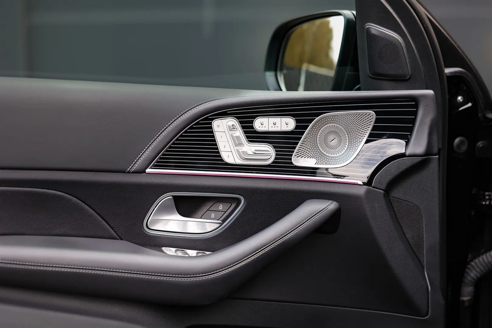 AMG HUD AHK 360 BUR Multibeam Pano Airmatic Face