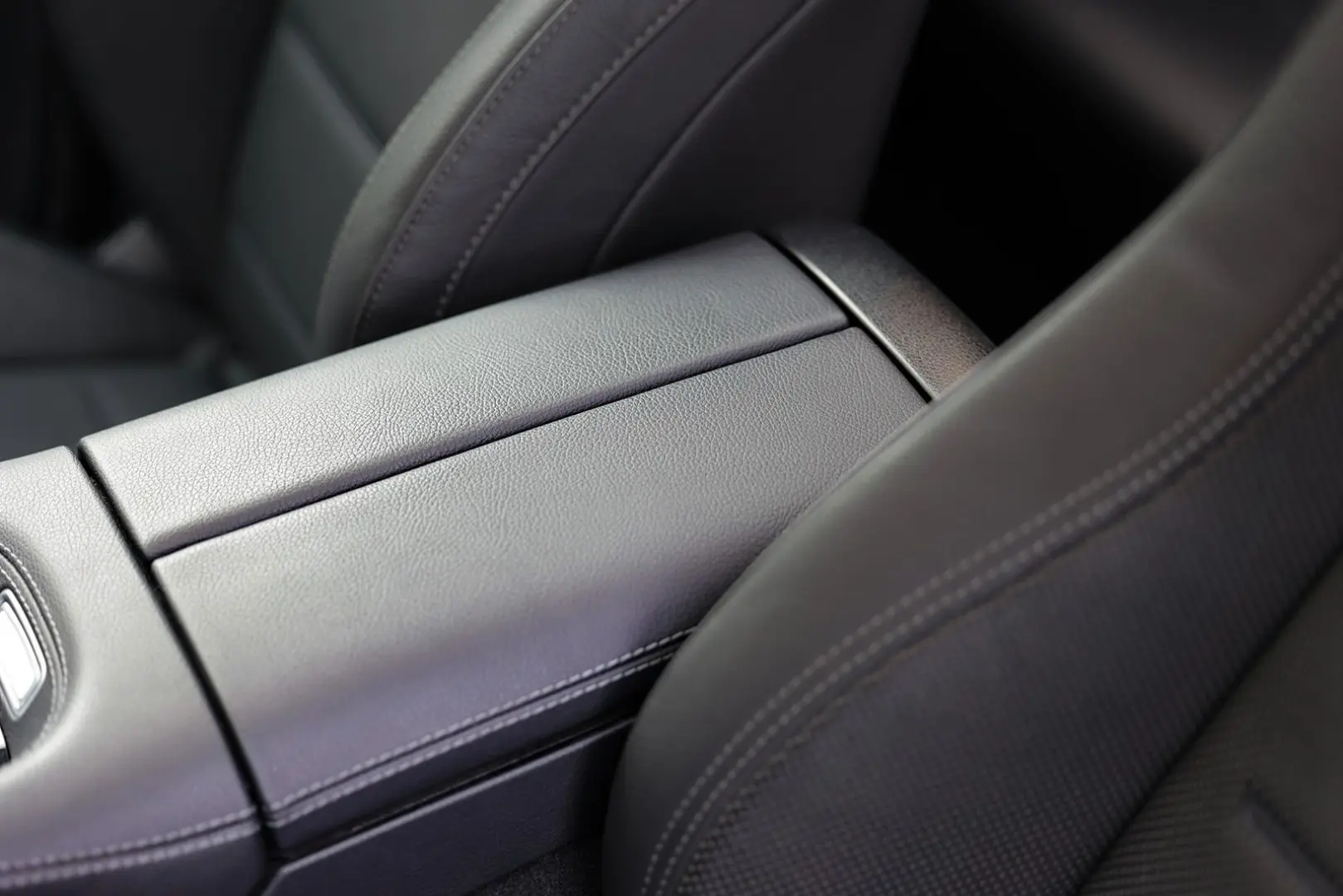 AMG HUD AHK 360 BUR Multibeam Pano Airmatic Face