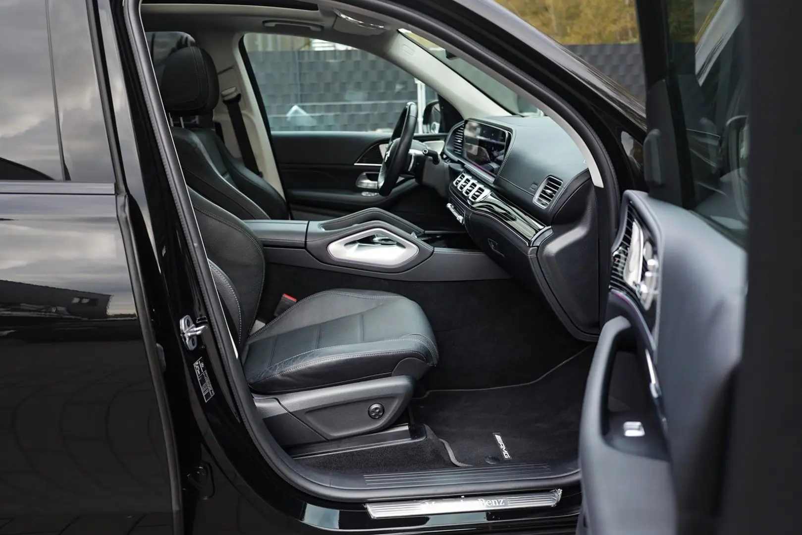 AMG HUD AHK 360 BUR Multibeam Pano Airmatic Face