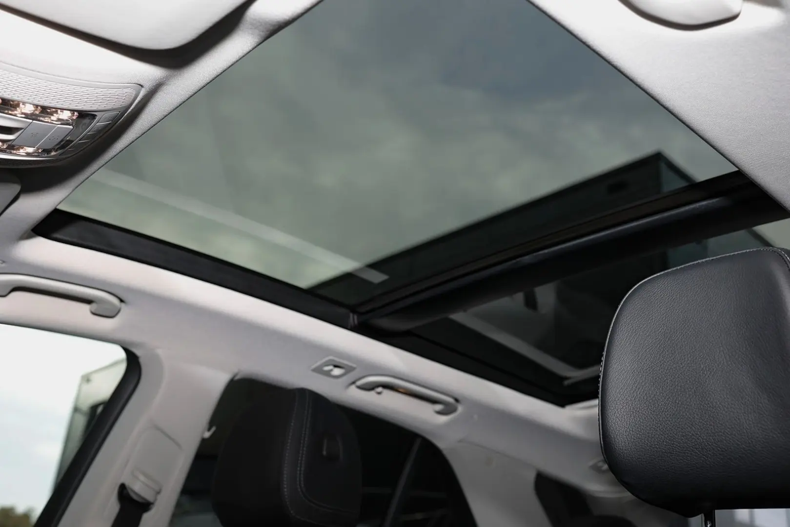 AMG HUD AHK 360 BUR Multibeam Pano Airmatic Face