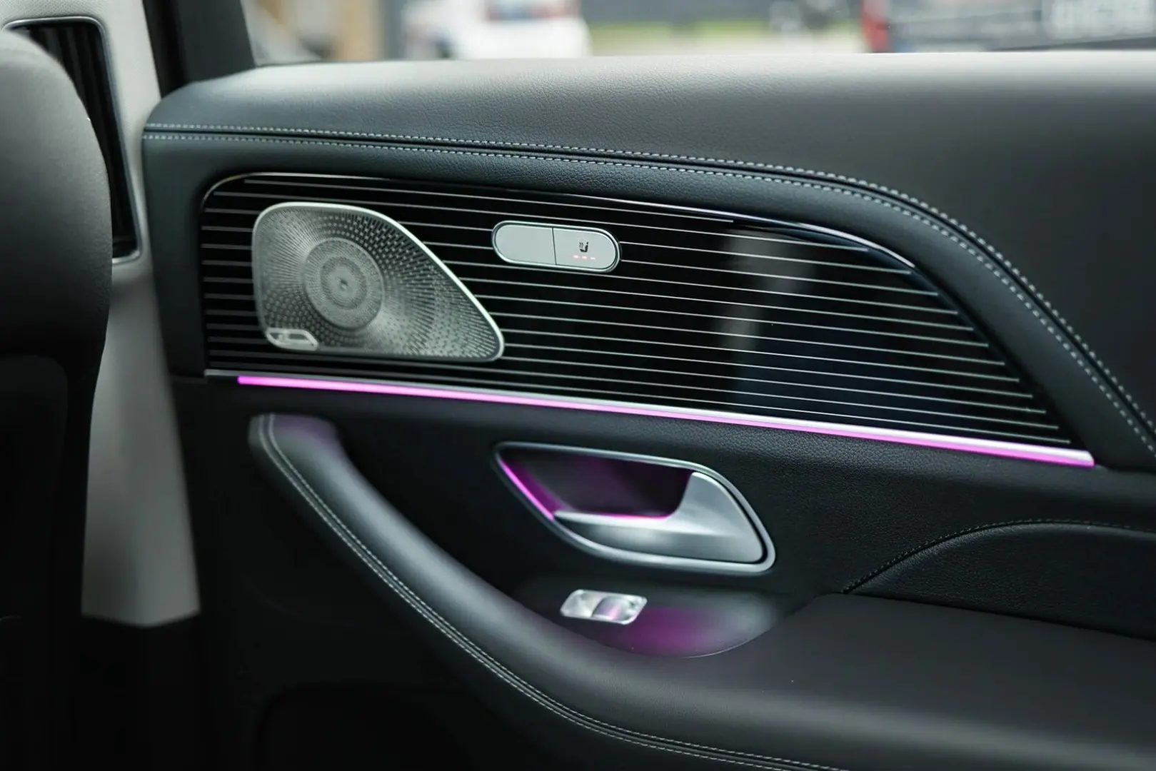 AMG HUD AHK 360 BUR Multibeam Pano Airmatic Face