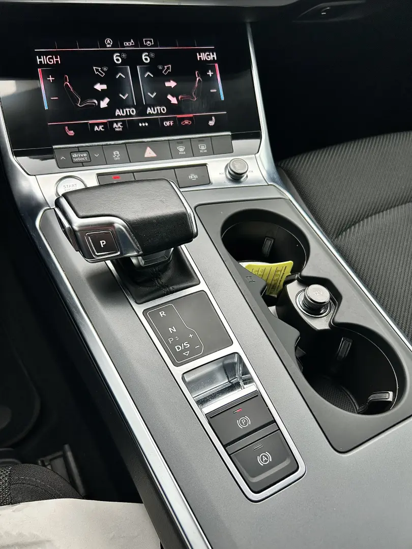 Audi A6 Avant 2.0 40 TDI quattro S tronic Sport