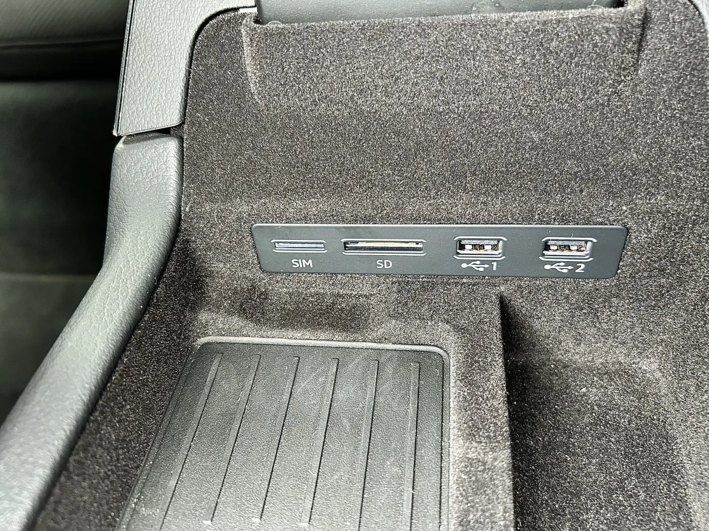 Audi A6 Avant 2.0 40 TDI quattro S tronic Sport