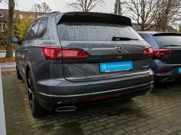 Touareg 3.0 V6 TSI eHybrid R 4M Pano Matrix AHK