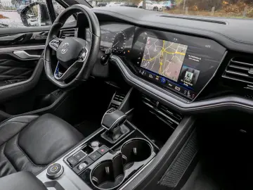 Touareg 3.0 V6 TSI eHybrid R 4M Pano Matrix AHK