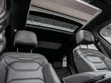 Touareg 3.0 V6 TSI eHybrid R 4M Pano Matrix AHK