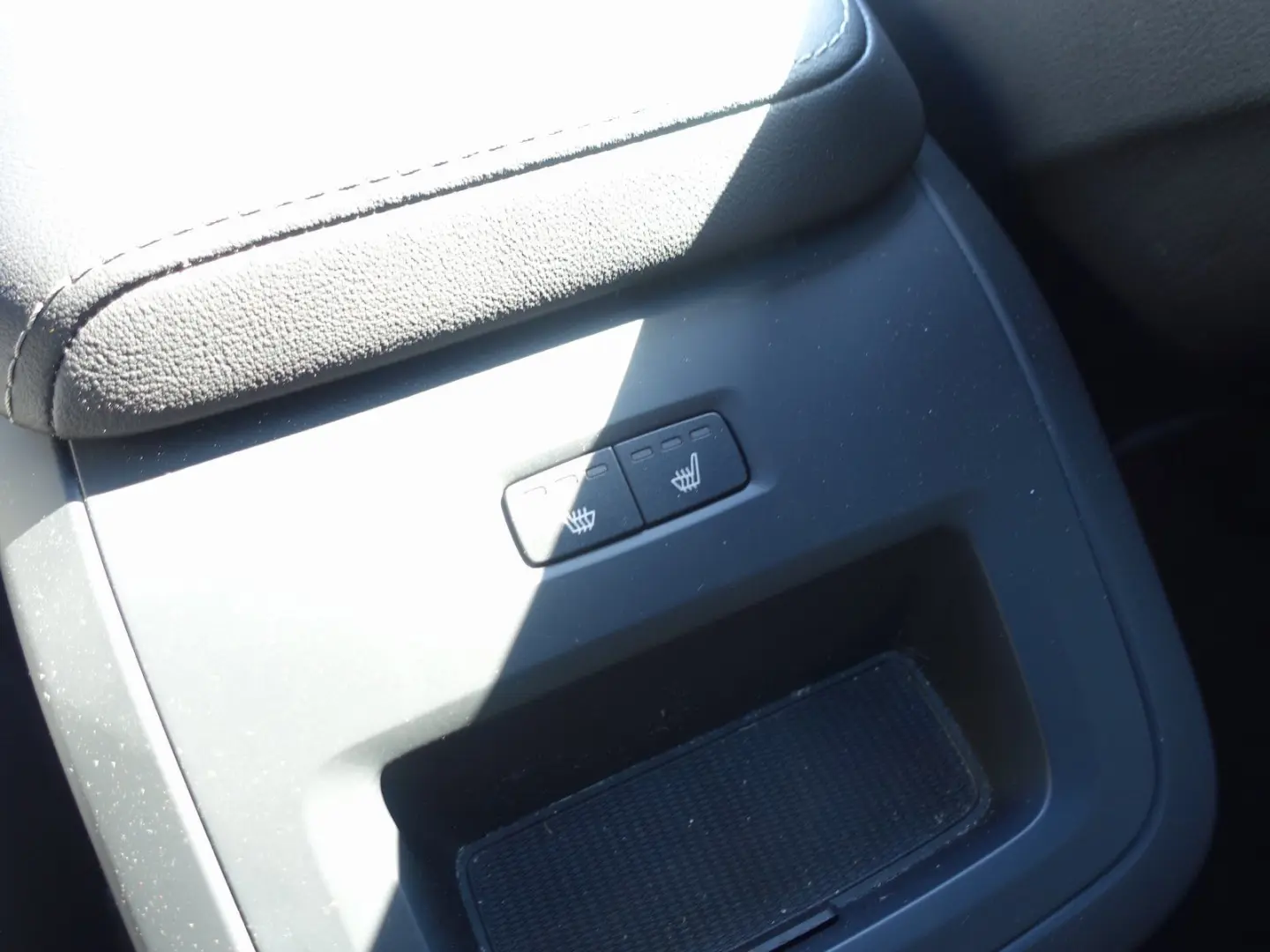 XC60 Black Edition Plus  T8 AWD HeadUP B&W FourC