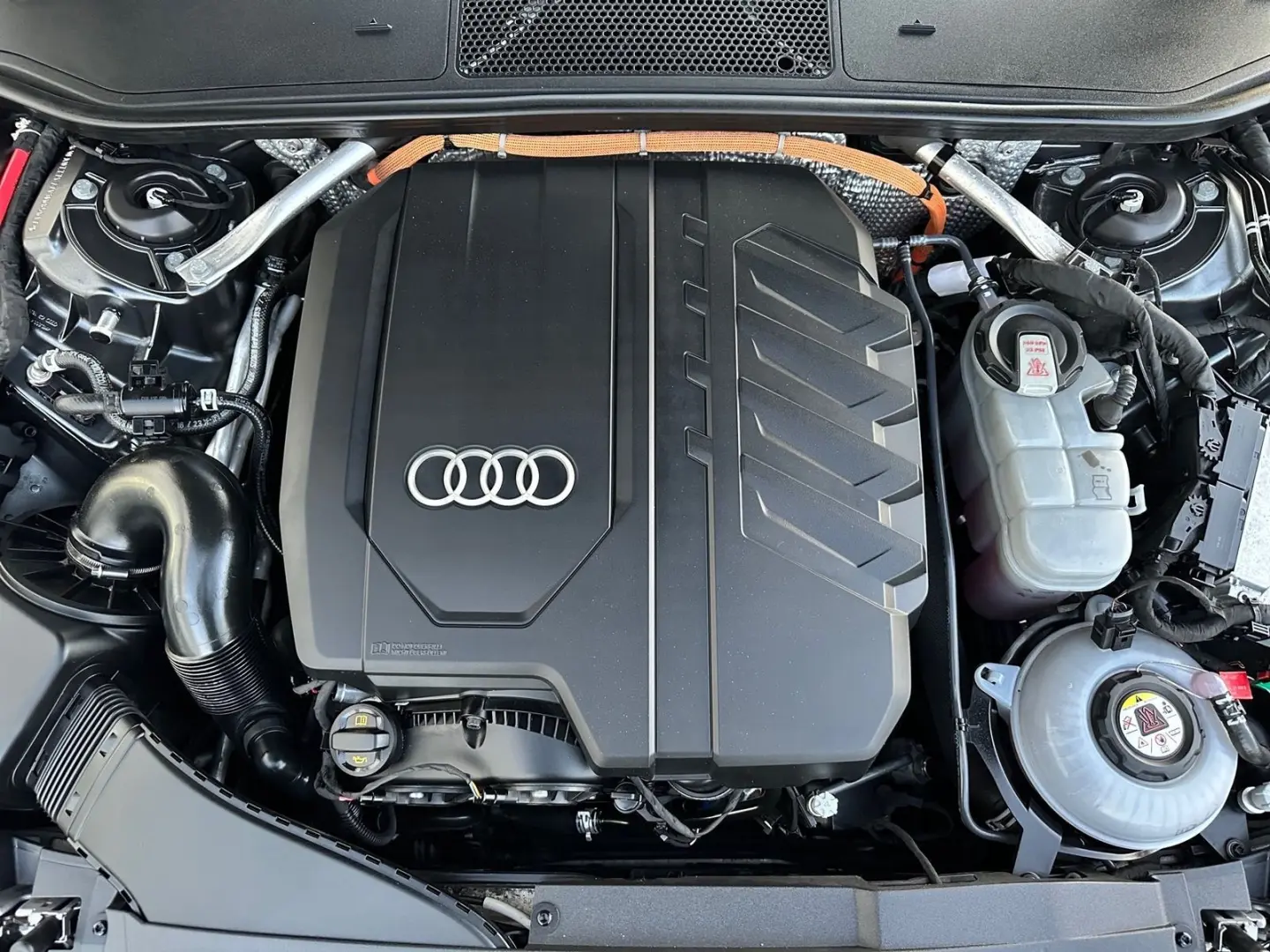 A7 Sportback 55 TFSI e quattro  AHK MATRIX B&O P