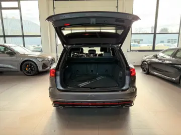 Touareg R-Line 4M MATRIX 360  DYN PANO STHZ AHK