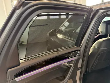 Touareg R-Line 4M MATRIX 360  DYN PANO STHZ AHK