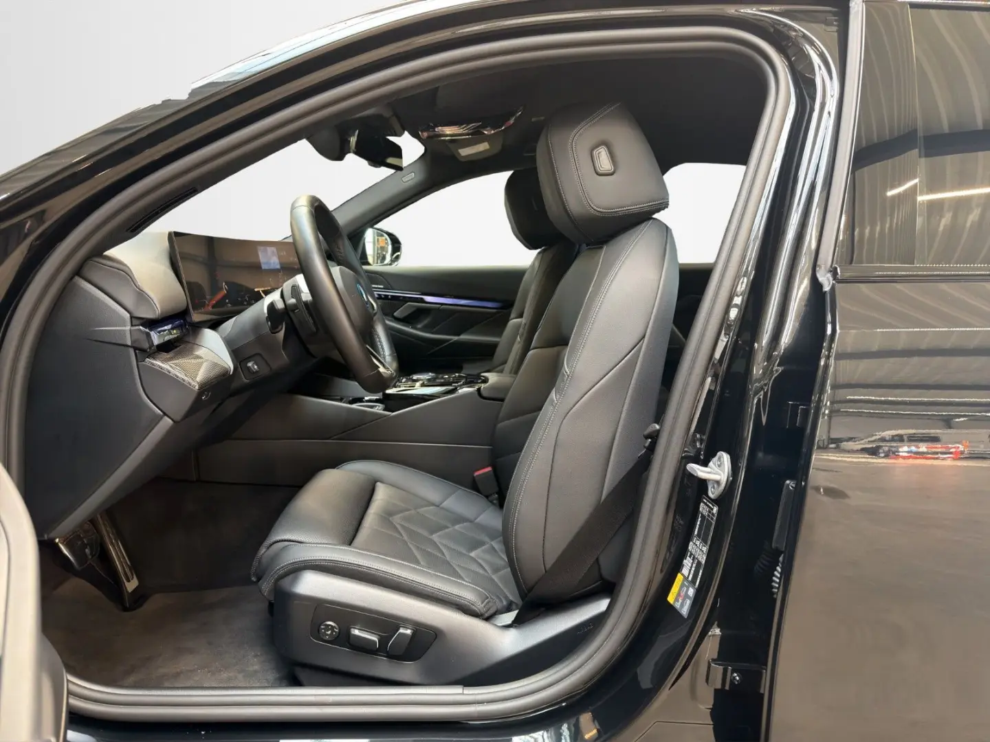 i5 Lim 40 xDrive M Sport ACC H K 4ZK KZU HuD