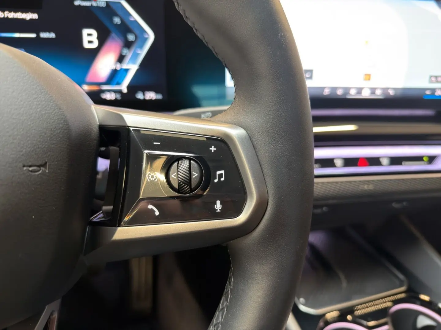 i5 Lim 40 xDrive M Sport ACC H K 4ZK KZU HuD