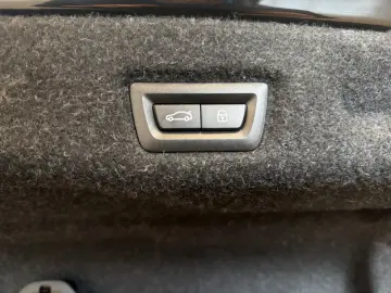 i5 Lim 40 xDrive M Sport ACC H K 4ZK KZU HuD