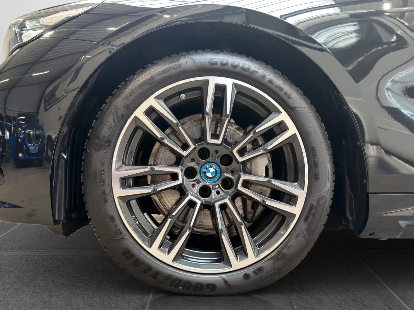 i5 Lim 40 xDrive M Sport ACC H K 4ZK KZU HuD