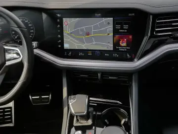 Touareg R-Line 3.0 TDI Stand Air Dynaudio 21Z
