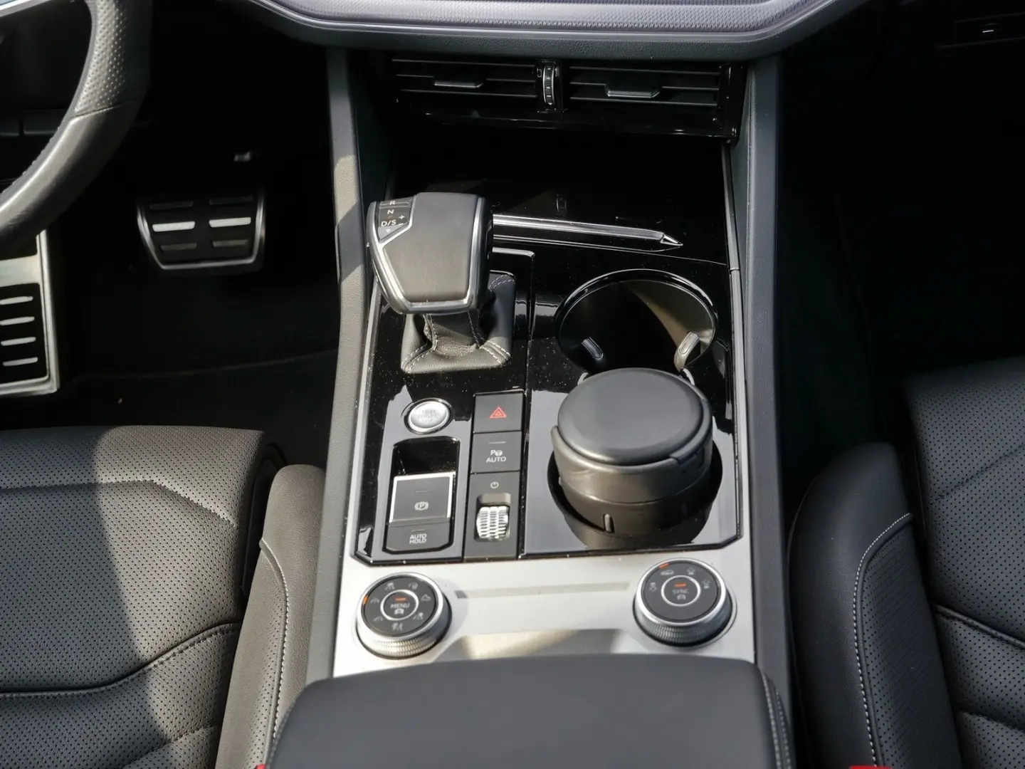 Touareg R-Line 3.0 TDI Stand Air Dynaudio 21Z