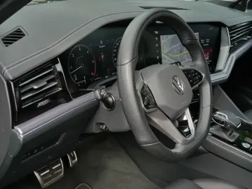 Touareg R-Line 3.0 TDI Stand Air Dynaudio 21Z