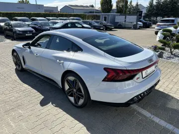 RS e-tron GT quattro Carbon Keramik 360 Laser Bl