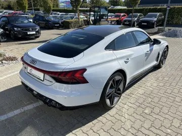 RS e-tron GT quattro Carbon Keramik 360 Laser Bl