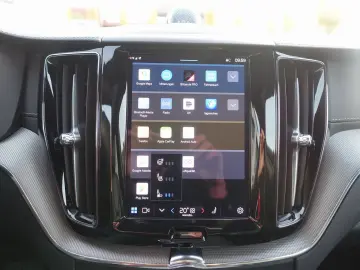 XC60 Black Edition Ultra T8 AWD Massage B&W AHK