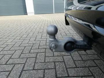 XC60 Black Edition Ultra T8 AWD Massage B&W AHK