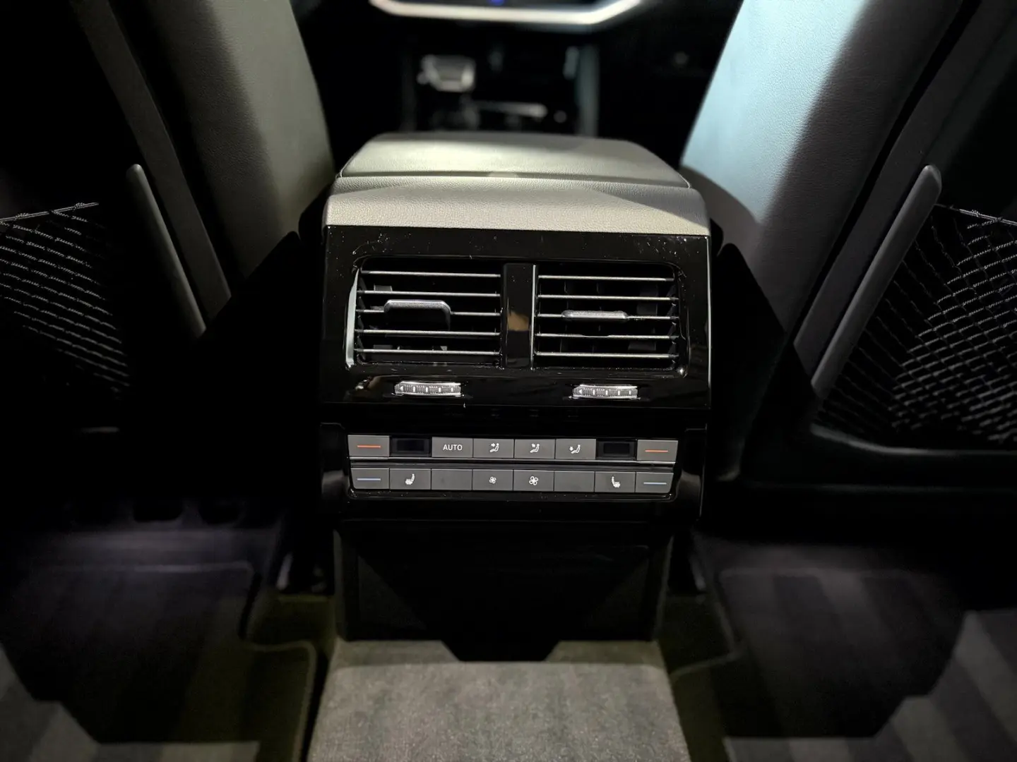 Touareg 3.0TDI 4Motion R Line BlackStyle Pano IQ