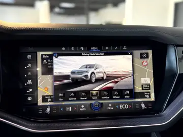 Touareg 3.0TDI 4Motion R Line BlackStyle Pano IQ