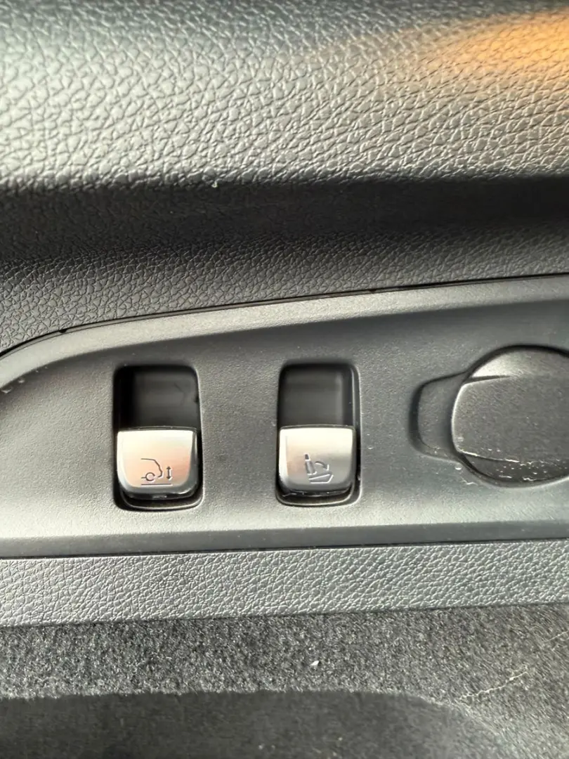 GLC 400d COUPE 4MATIC 8FACH HUD PANO