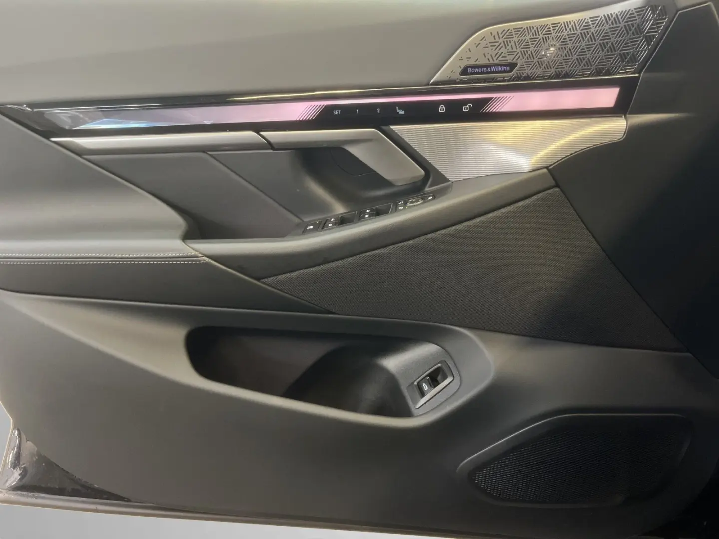 i5 xDrive40 M Sport AHK Bowers&Wilkins PA-Plus