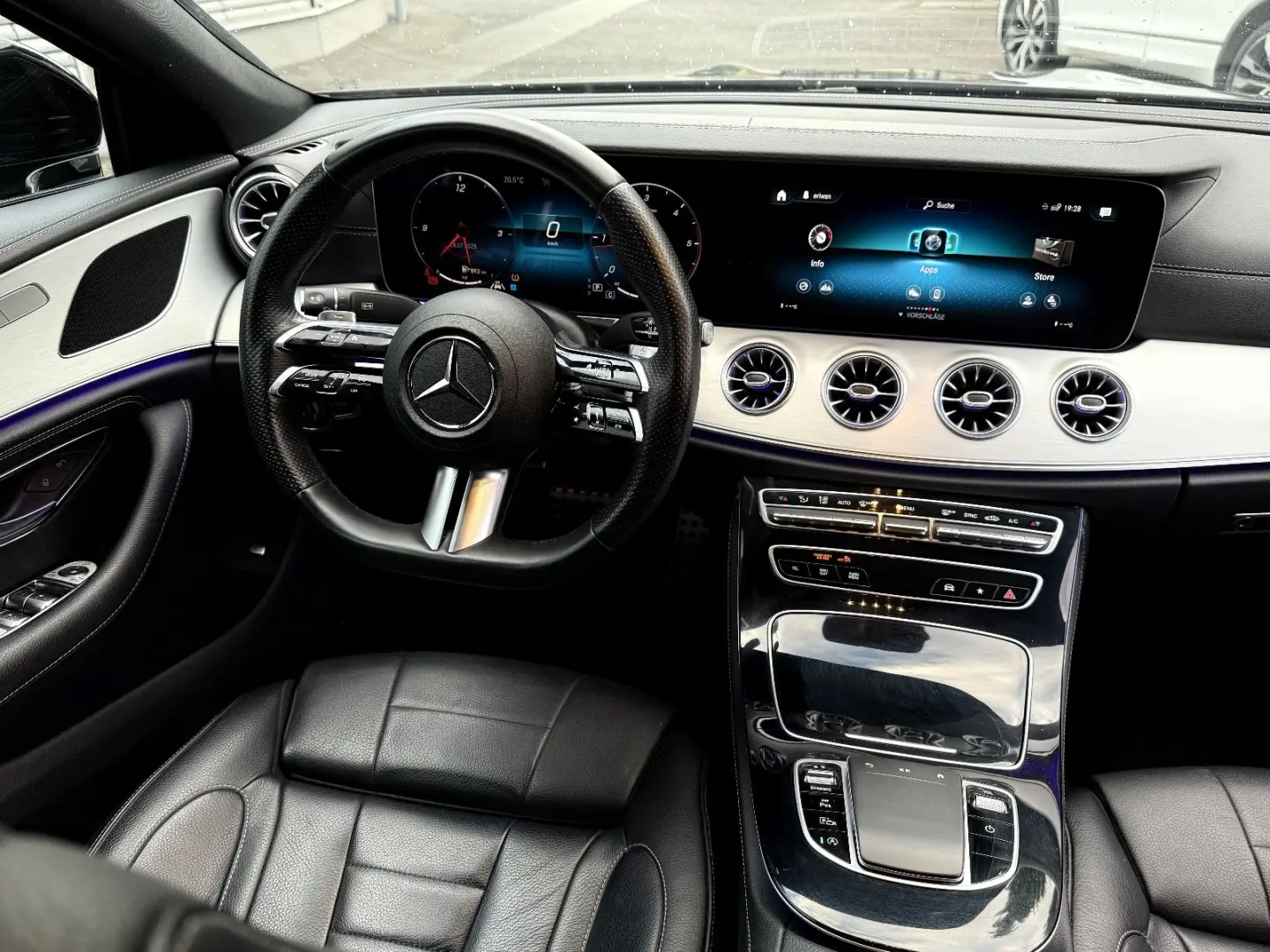 CLS 220d AMG-LINE NIGHT GARANTIE 20-ZOLL LED 1HD