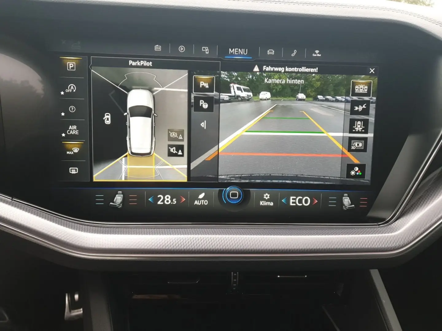 Touareg 3.0 V6 TDI R-LINE BLACK  AHK  LUFT  PANO